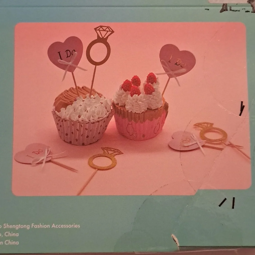 4/$15 🌻 Wedding Cupcake 120 Piece Set - 60 Liners & 60 Picks / Cupcake Toppers